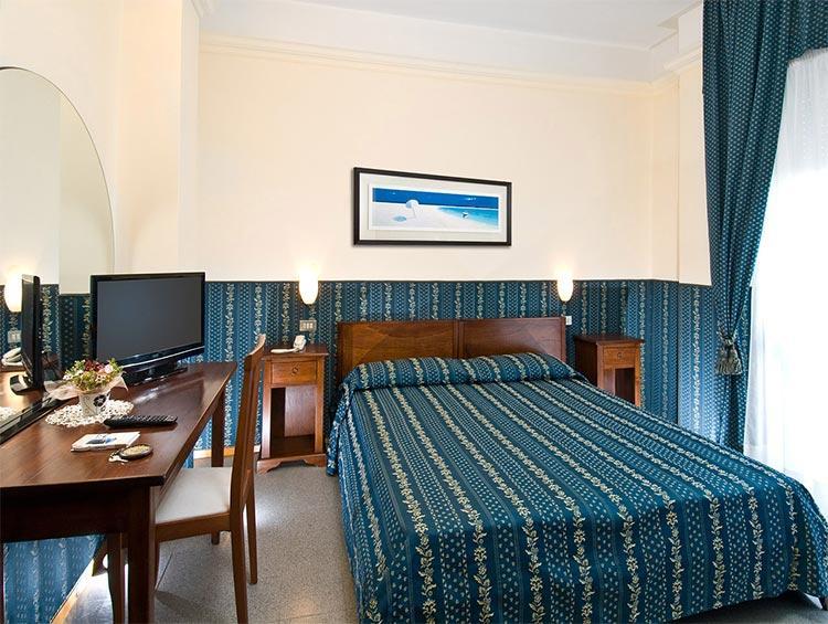 Hotel Napoleon กัตตอลิกา ภายนอก รูปภาพ